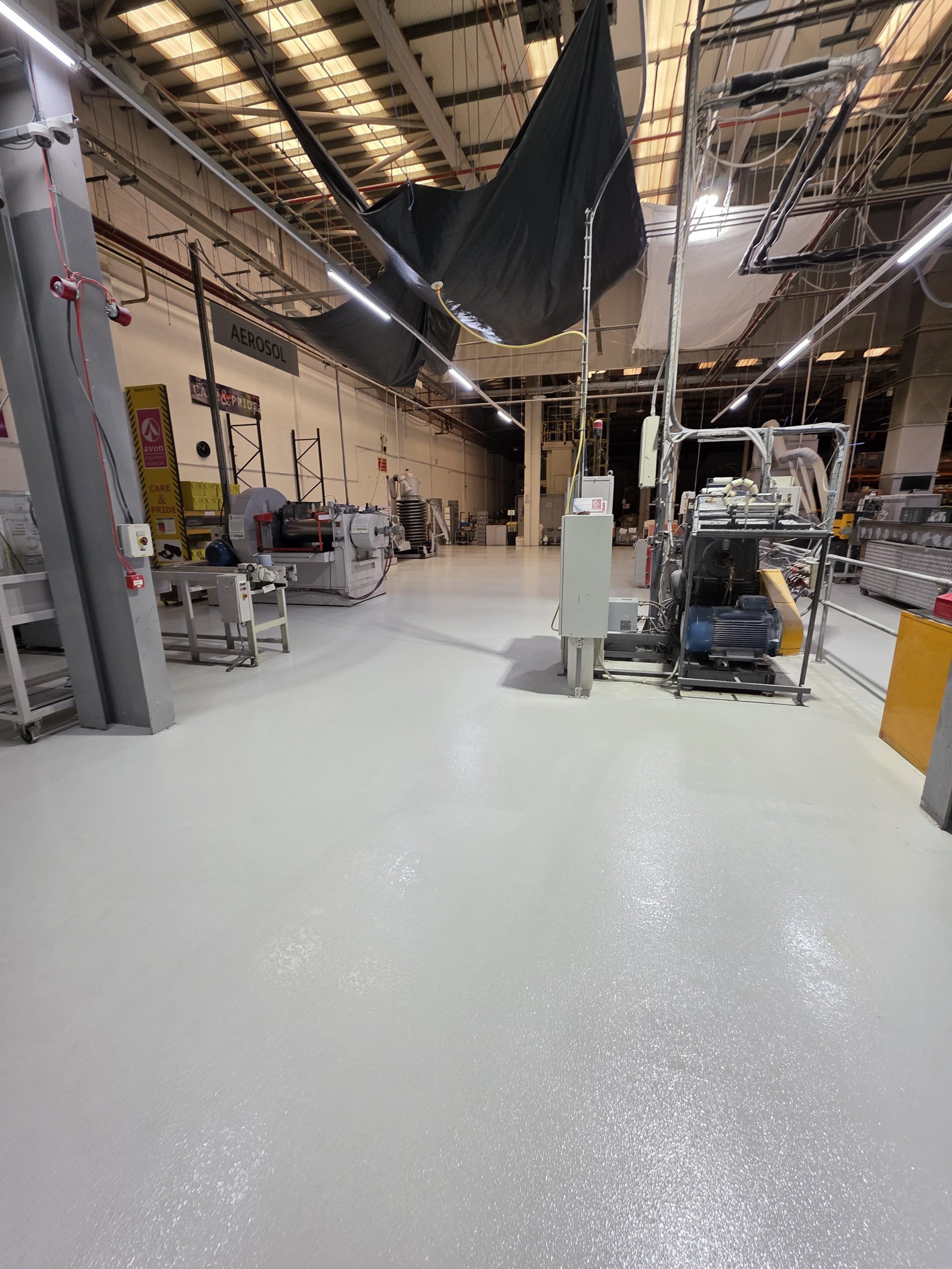 Durable warehouse floor coating for heavy use areas